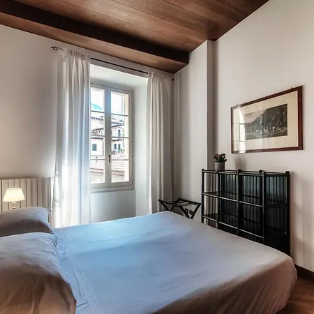 Carlotta Sweet - Downtown Apartment *